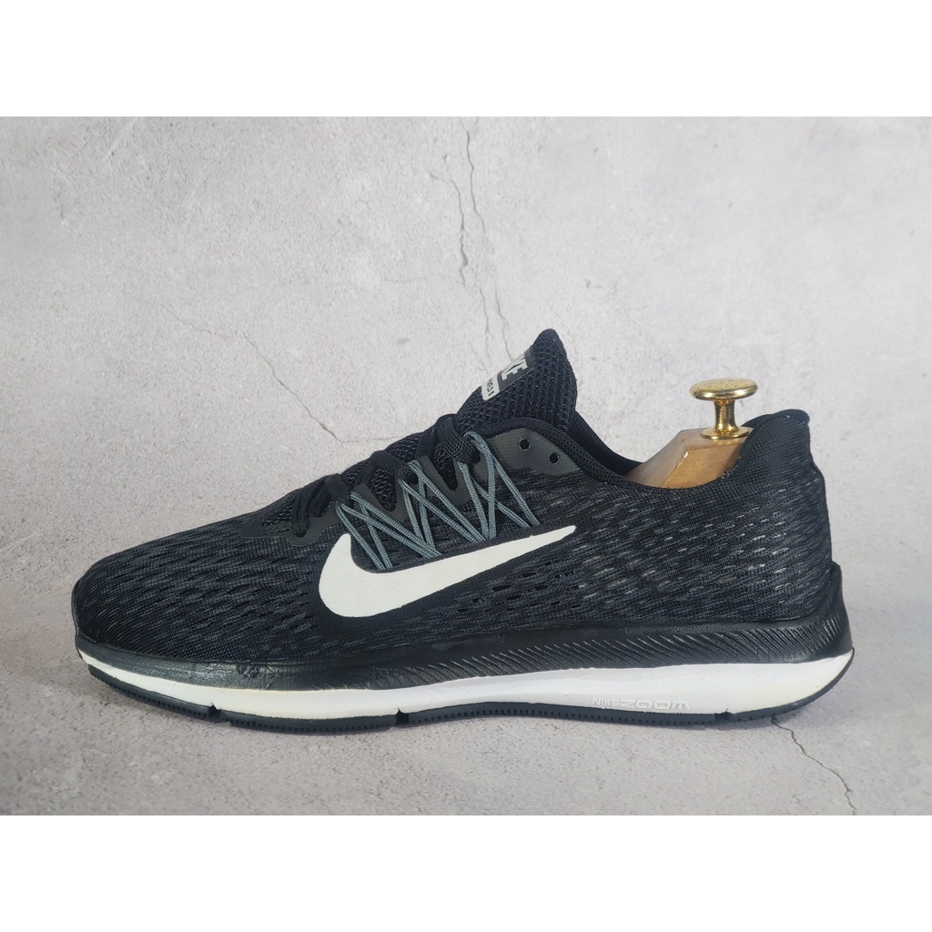 (SIZE 40) Giày thể thao chạy bộ chính hãng 2hand NIKE ZOOM WINFLO 5