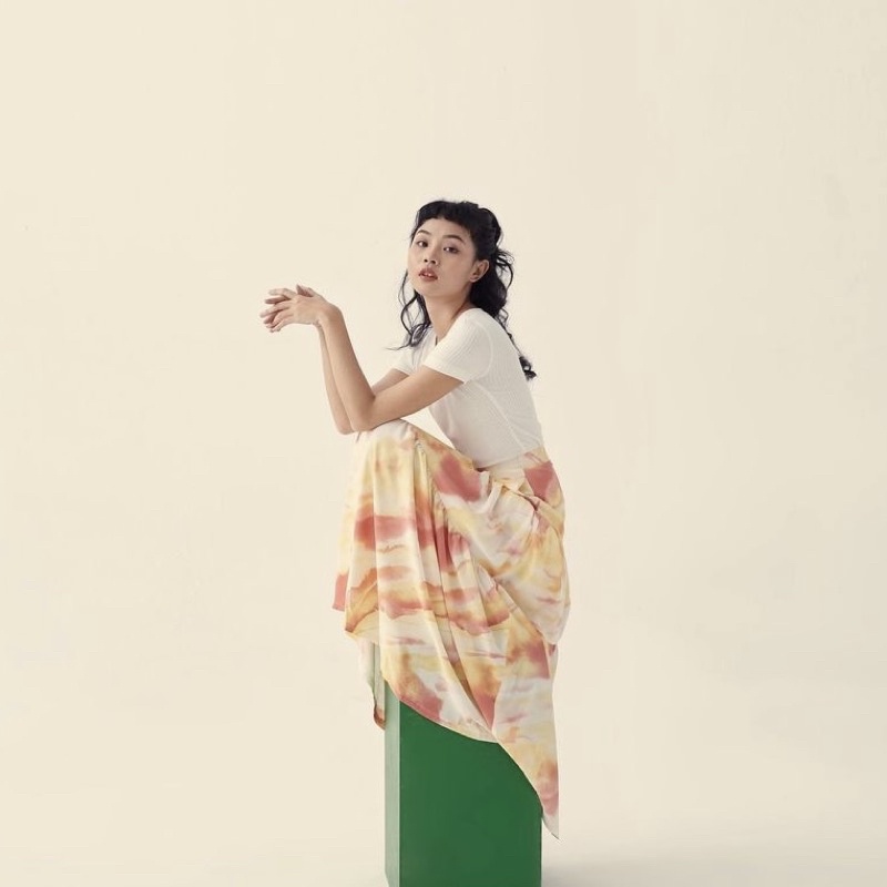 Chân váy maxi And Above Orange Skirt