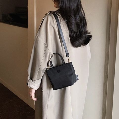 Túi Đeo Chéo mini Bằng Nylon Phong Cách Mới Dễ Phối Đồ