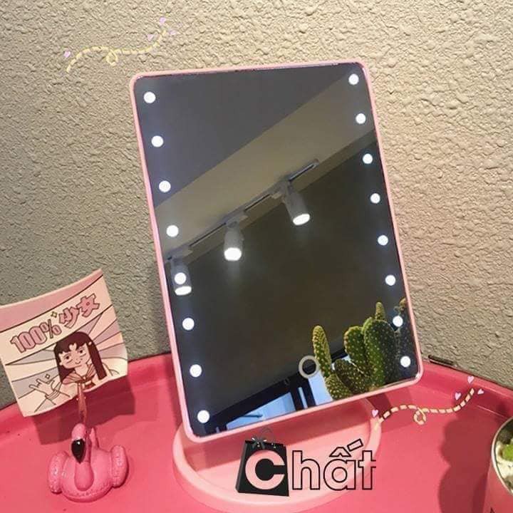 Gương để bàn có đèn led dùng pin