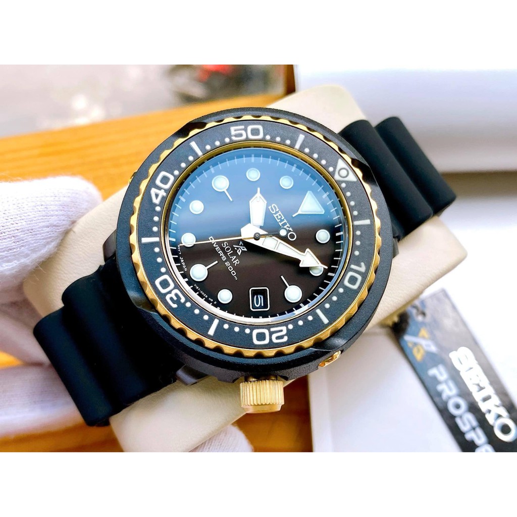 Đồng hồ nam SEIKO PROSPEX SOLAR SNE498P1