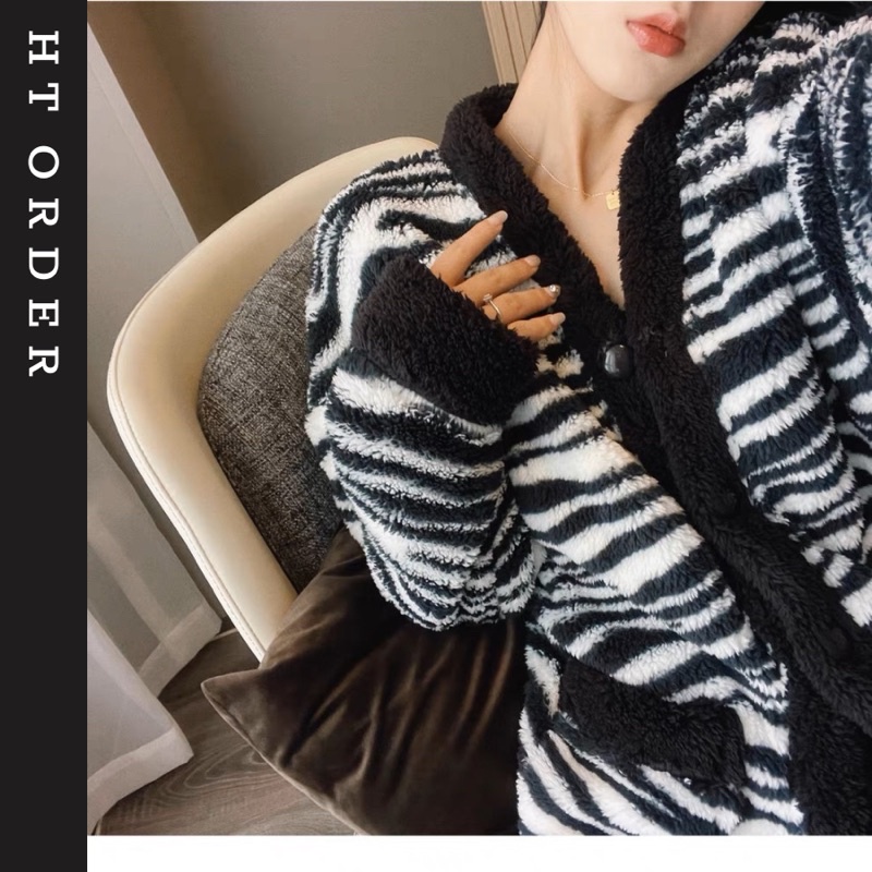 ORDER_ Bộ Ngủ Bông Cardigan Rằn Ri Đen Trắng Cá Tính