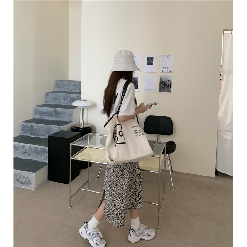 ❤️ FREESHIP❤️ Chân váy chữ A lưng cao xẻ tà da báo phong cách Ulzzang Hàn Quốc | BigBuy360 - bigbuy360.vn