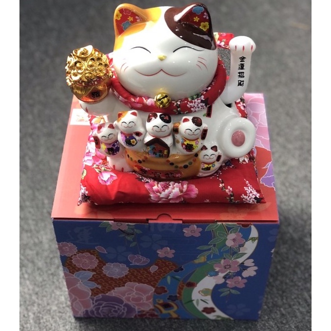 Mèo thần tài thiên kim vạn lượng vẫy tay phong thủy Lộc Phát gốm sứ Nhật cao cấp quà tặng tân gia khai trương