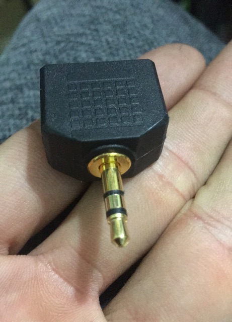 Giắc chia đôi cổng âm thanh 3.5mm