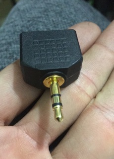 Giắc chia đôi cổng âm thanh 3.5mm