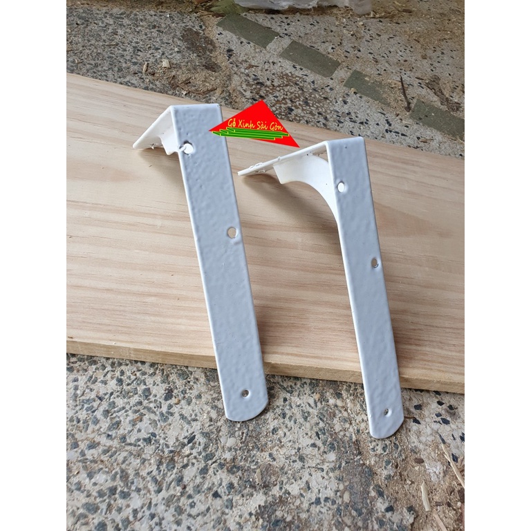 Cặp giá đỡ kệ dài 20cm bằng sắt đã sơn màu trắng, rất chắc chắn,tiện lợi, chịu lực cực tốt trên 30kg
