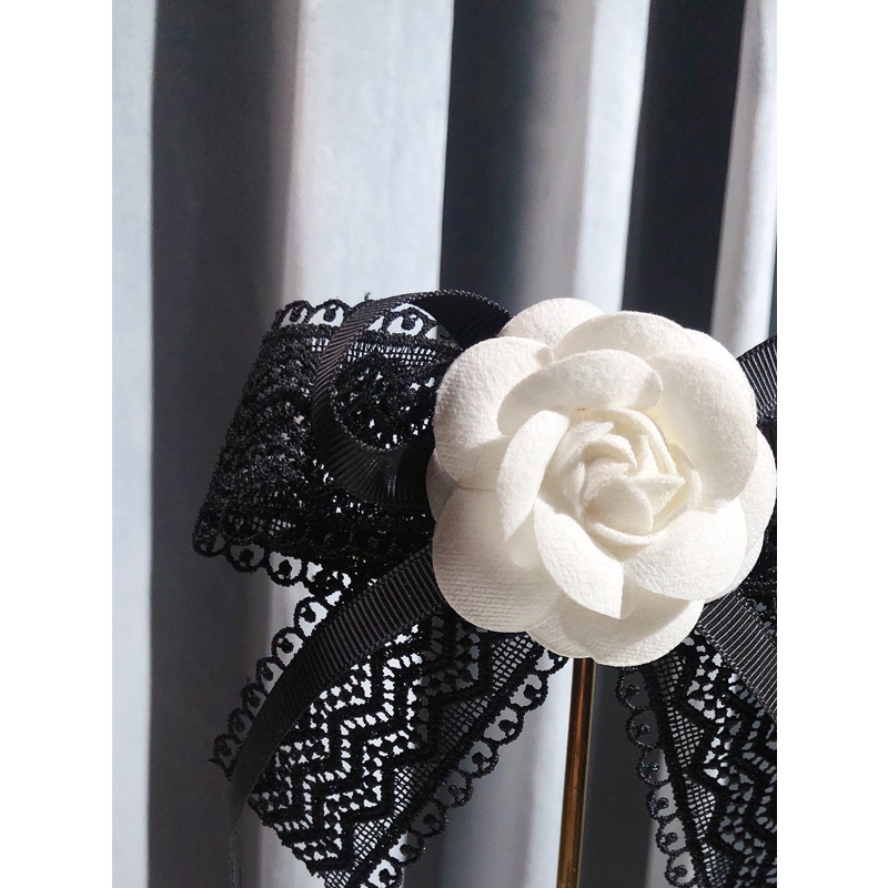 Ghim Cài Áo Hình Hoa Trà Thắt Nơ Thanh Lịch