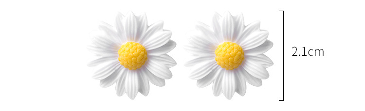 Bông Tai Hình Hoa Cúc Xinh Xắn Dành Cho Nữ