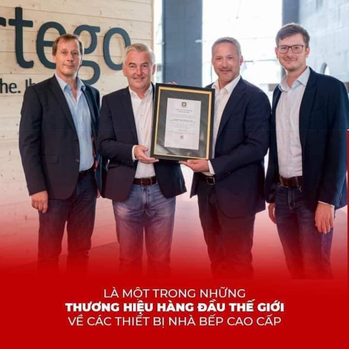 Robot lau nhà hút bụi, diệt khuẩn Kuchen KUR8781 hàng Chuẩn Châu Âu đã có mặt tại Việt Nam.