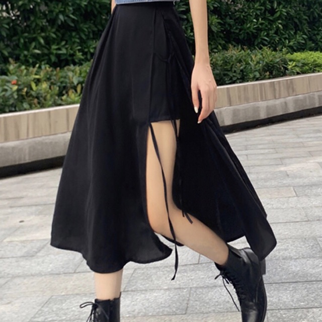 [CÓ SẴN] Chân váy đen xẻ tà
