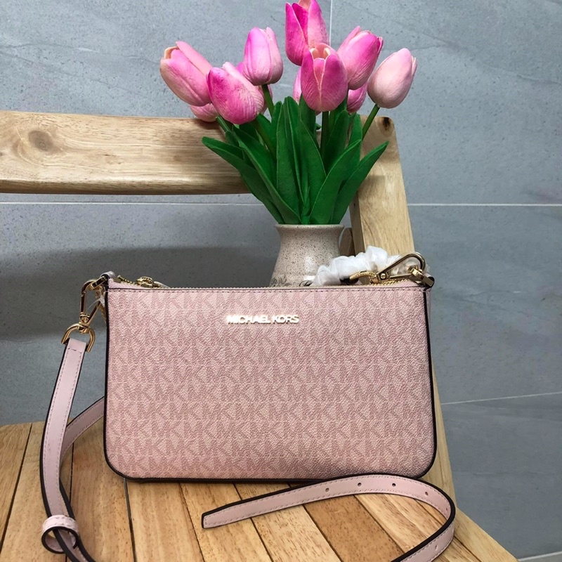 Túi Michael Kors Set Jet Travel size 23