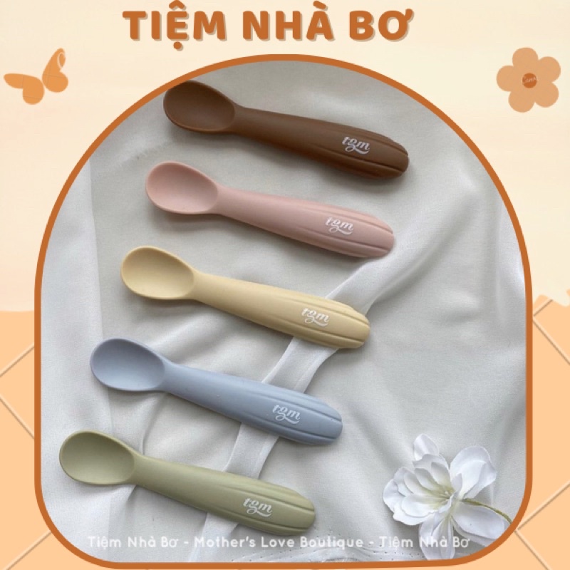 Set 2 thìa ăn dặm silicon kèm hộp TGM Hàn Quốc cho bé