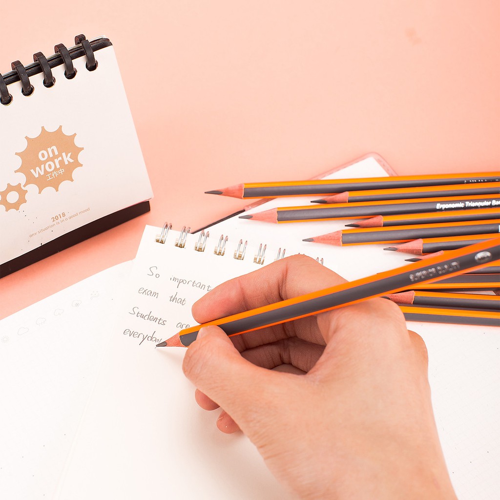 Hộp 12 cây chì HB Deli siêu xịn