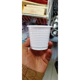 Cốc nhựa dùng gieo hạt