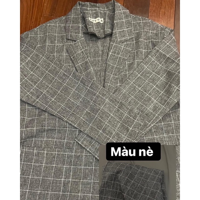 Áo khoác tí ngoan tingoan, set blazer và chân váy đuôi cá