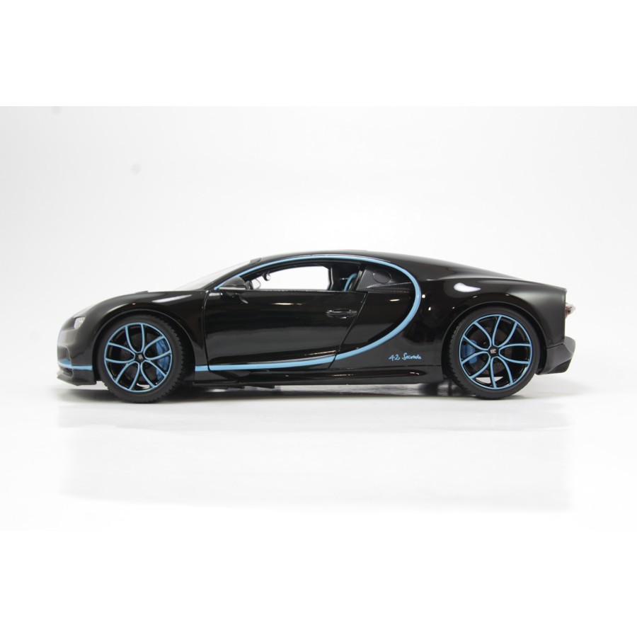 BUGATTI CHIRON 1:18 BBURAGO -MH18-11040BK