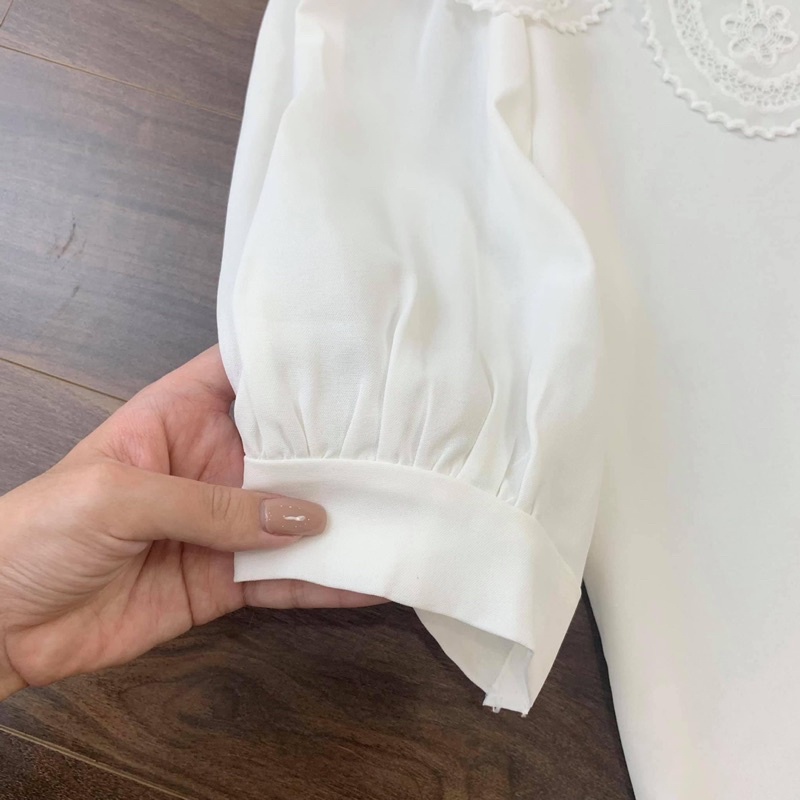 Áo sơ mi đũi cổ ren