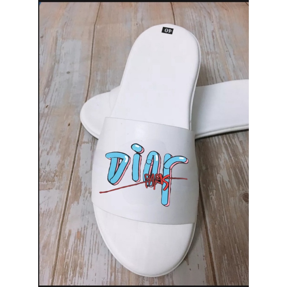 DÉP NAM QUAI NGANG CHẤT DA IN LOGO ĐƠN GIẢN