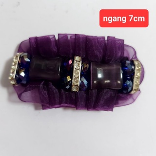 Nơ, hình kết cườm trang trí .