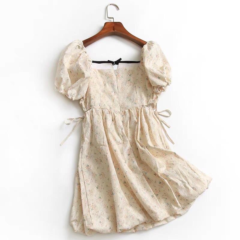 Đầm ren vàng Ledin