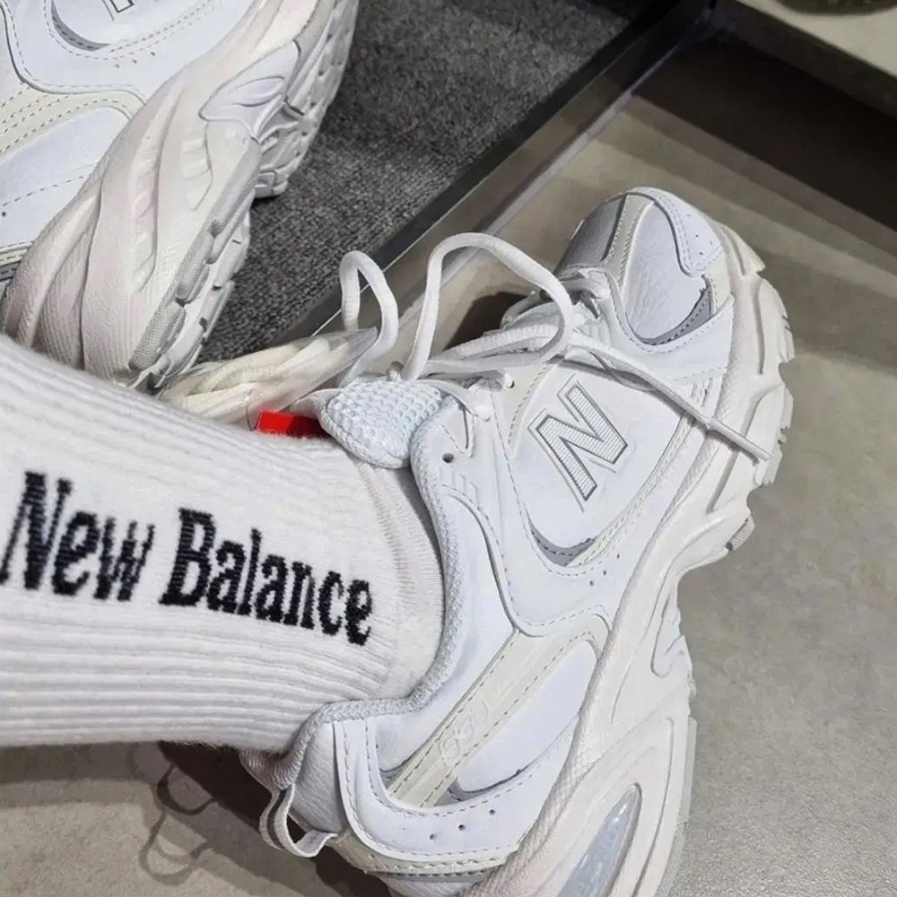 Giày New Balance 530 White Ivory MR530SH chính hãng