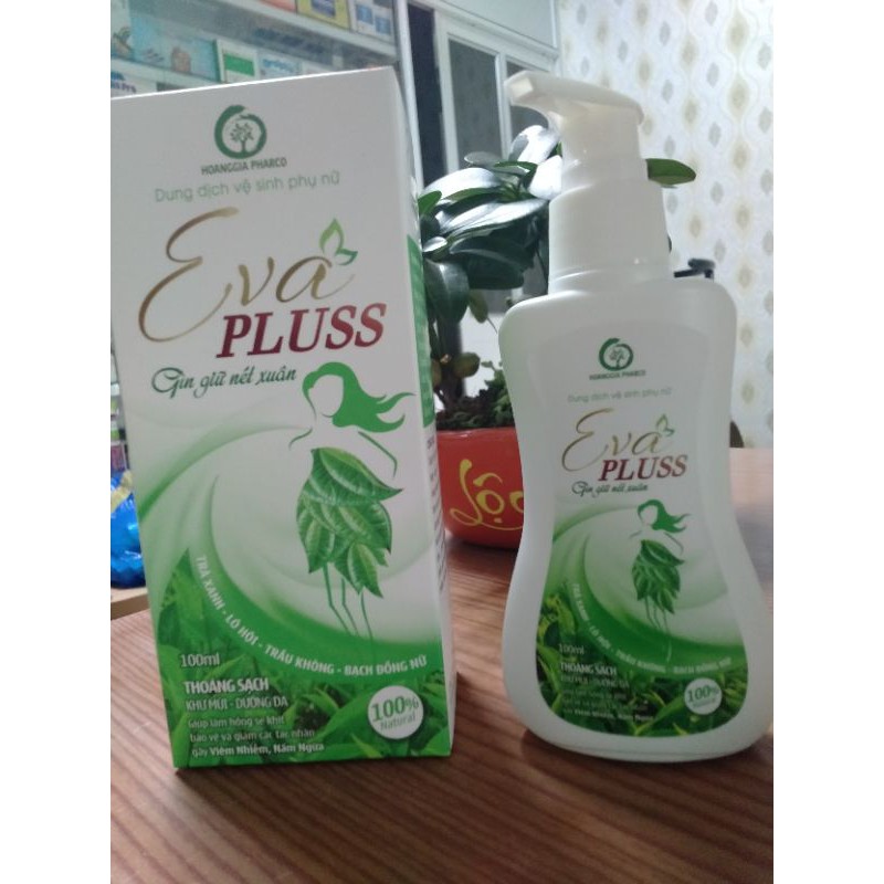 Dung dịch vệ sinh EVA PLUSS Trà xanh chai 100 ml