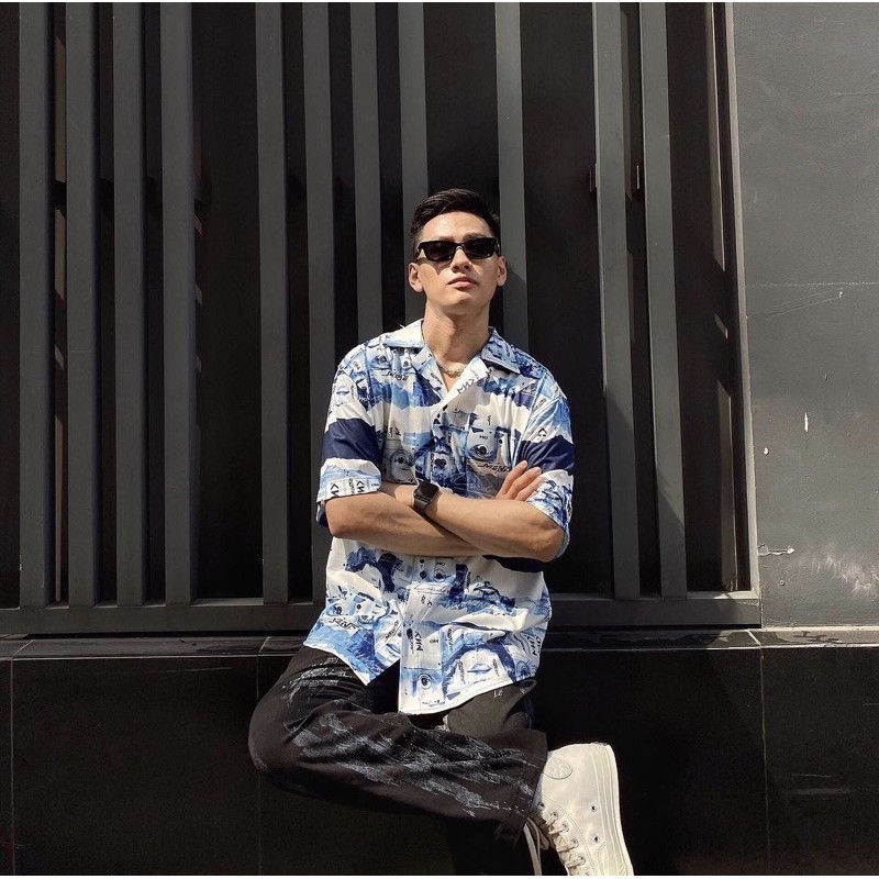 Sơ mi Họa Tiết MENDE CASSETTE Tay Ngắn Cổ Vest Thời Trang Unisex Vải Lụa Chéo | BigBuy360 - bigbuy360.vn