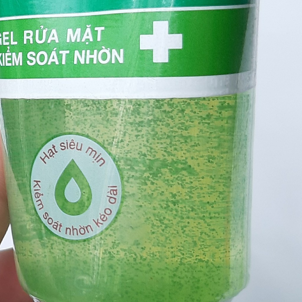 Gel rửa mặt kiểm soát nhờn ngăn ngừa mụn Acnes Oil Control Cleanser 100g