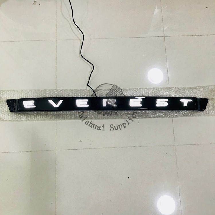 ĐÈN LED CỐP SAU XE EVEREST 2015+