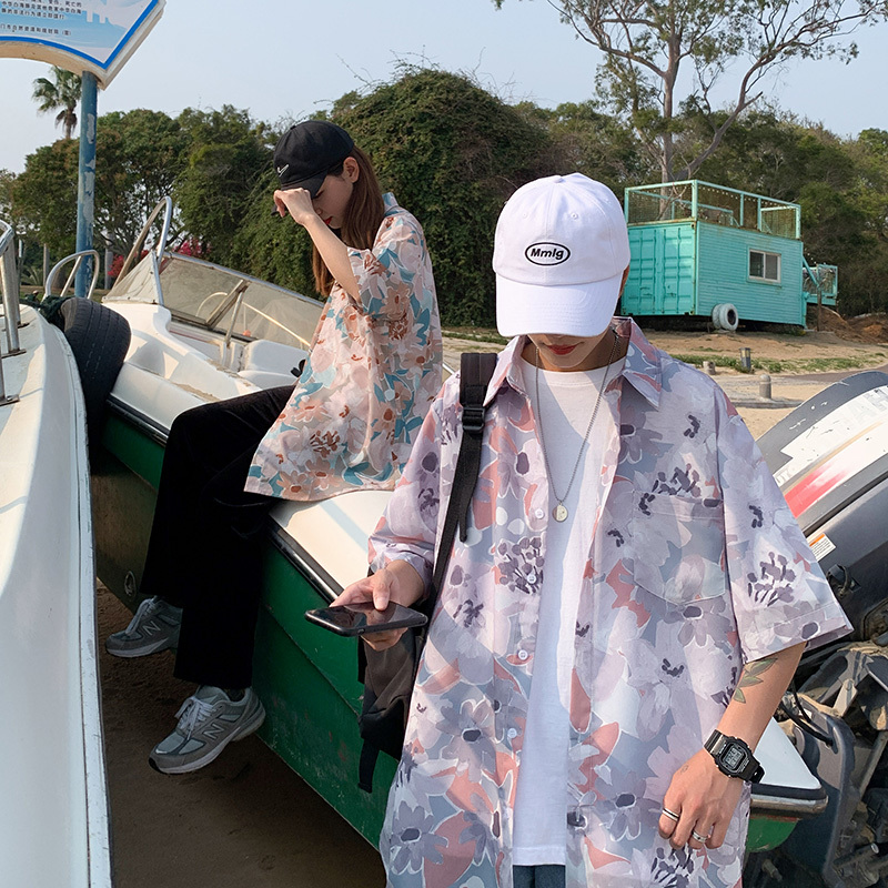 Korean fashion short-sleeved shirt 2021. Men's and women's short-sleeved shirt