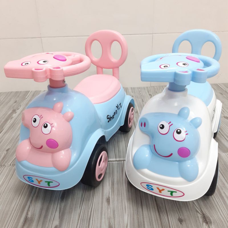 Xe lắc chòi chân Heo Peppapig- cho bé có nhạc + còi + thùng đồ + tựa lưng (Xe chòi chân cho bé)