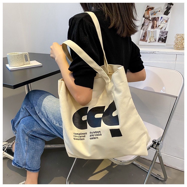 Túi tote vải canvas đi học đi chơi có khóa kéo hàn quốc đeo vai in CCC AH1645