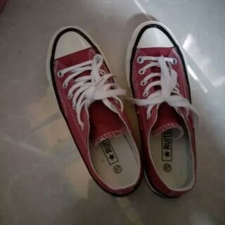 Giày sneaker ulzzang dáng converse