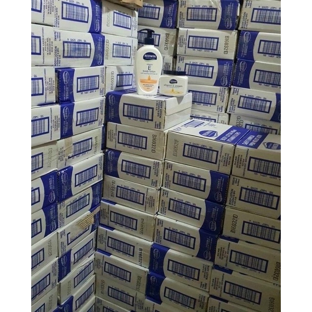 Kem dưỡng vitamin e Úc chai vòi 400ml 025939