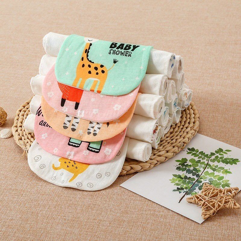 Khăn Thấm Mồ Hôi Lưng / Tránh Cảm Lạnh Cho Bé