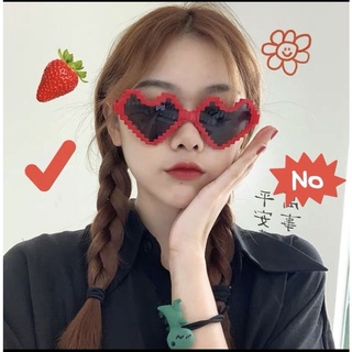 Kính Mát Hình Trái Tim Vui Nhộn Cho Cặp Đôi