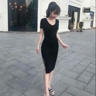 Đầm body cổ Tim tay ngắn