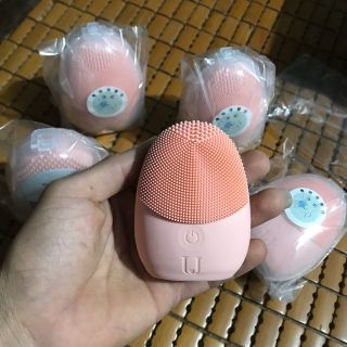 Máy rửa mặt miniso