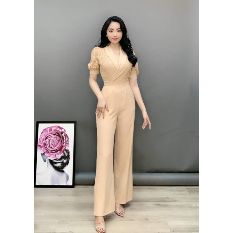 Jumpsuit dài ống rộng tay con phối ren