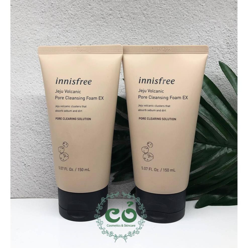 Sữa Rửa Mặt Sạch Sâu và Se Khít Lỗ Chân Lông Jeju Volcanic Pore Cleansing Foam Innisfree