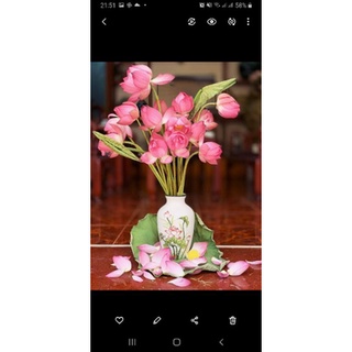 Lọ hoa vẽ sen nhiều dáng đẹp