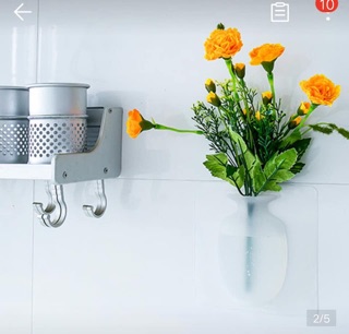 Bình cắm hoa dán tường