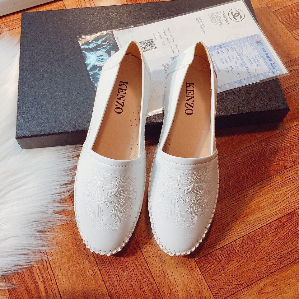 XẢ HÀNG LẺ SIZE - Giày slip on thêu viền da mịn | BigBuy360 - bigbuy360.vn