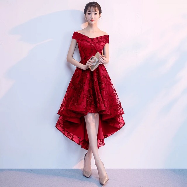 Các mẫu váy dạ hội đỏ