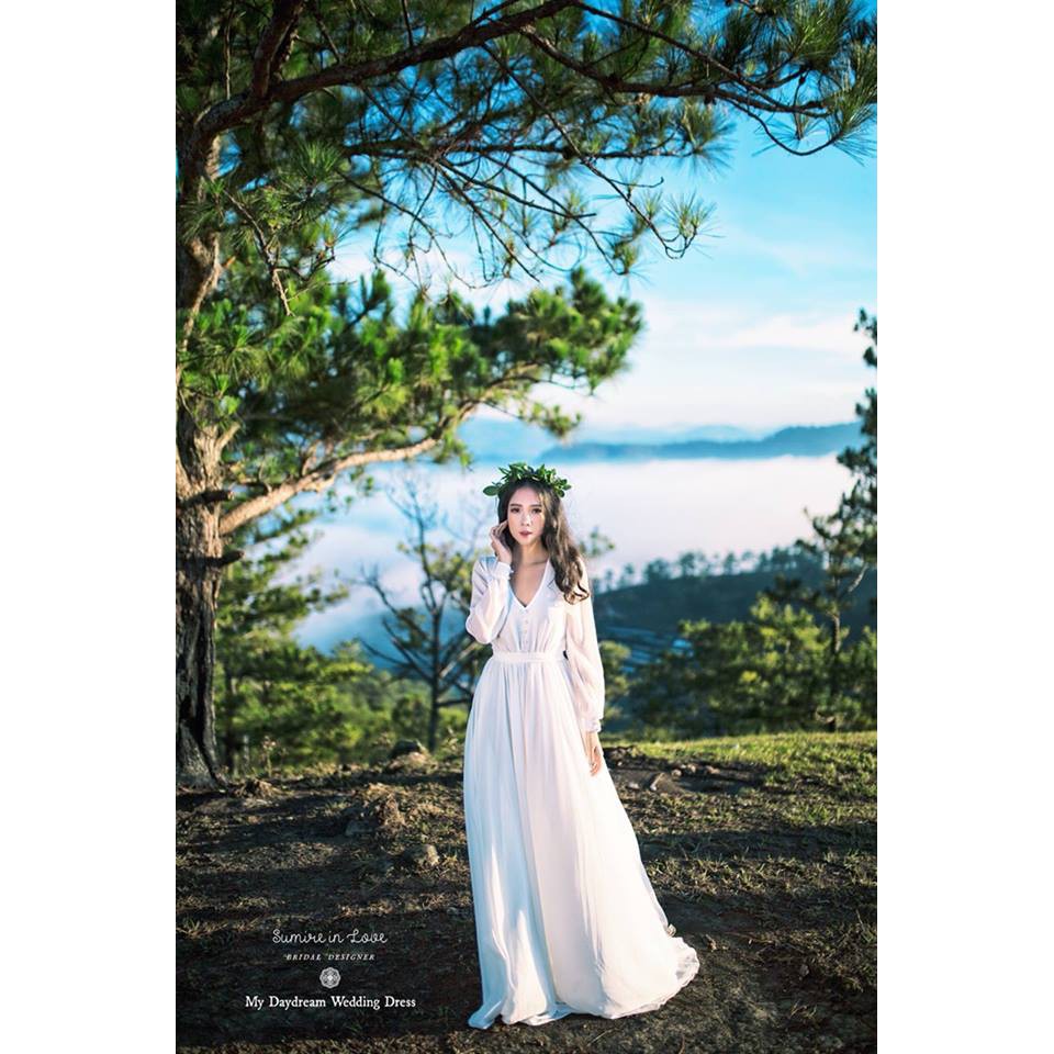 Đầm maxi trắng tay dài đính hạt | BigBuy360 - bigbuy360.vn