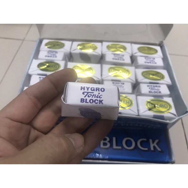 KHOÁNG VIÊN TONIC BLOCK ( 1 VIÊN )TĂNG CƯỜNG CANXI VÀ KHOÁNG CHẤT CHO YẾN PHỤNG,YẾN HÓT,FINCH, COCK…