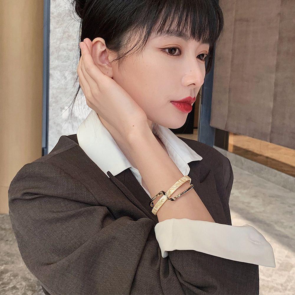 QQMALL Vòng Tay Vỏ Sò Trắng Sang Trọng
