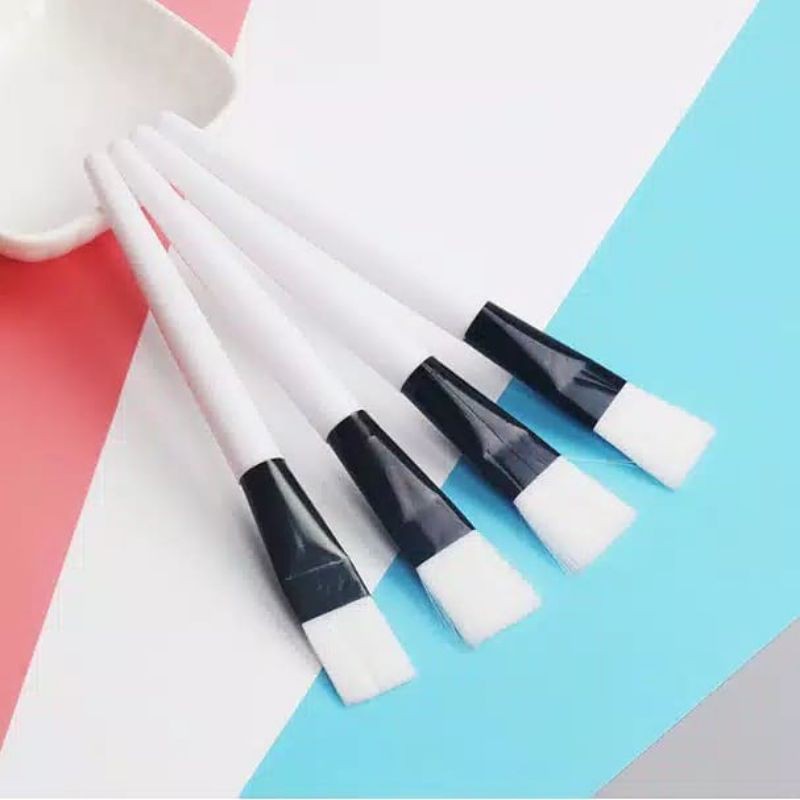 Cọ Đắp Mặt Nạ Lông Vũ