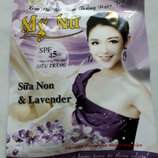 Kem và bột tắm trắng sửa non và Lavender